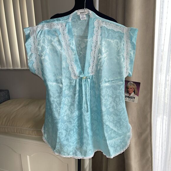 Other - VTG DYNASTY Tv Y2K 86s Satin Baby Blue white Lace Top Cute Coquette S